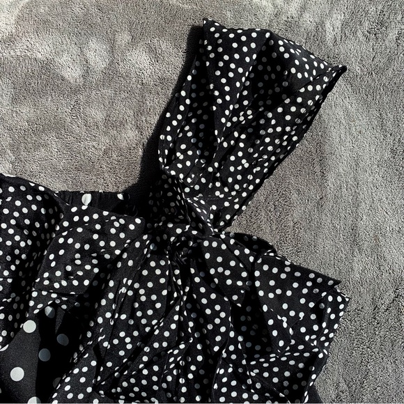 HP 🤩 J•Crew silk one shoulder top - Picture 3 of 10